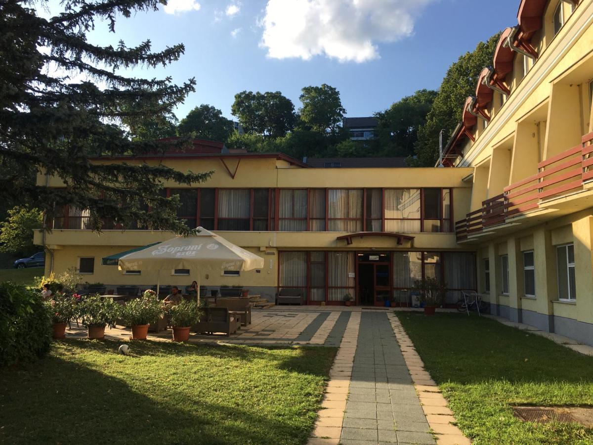 Bed and Breakfast Hello Balcsi Panzió Tihany Exterior foto