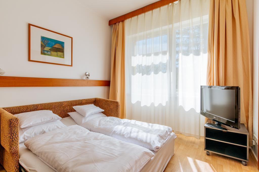 Bed and Breakfast Hello Balcsi Panzió Tihany Exterior foto