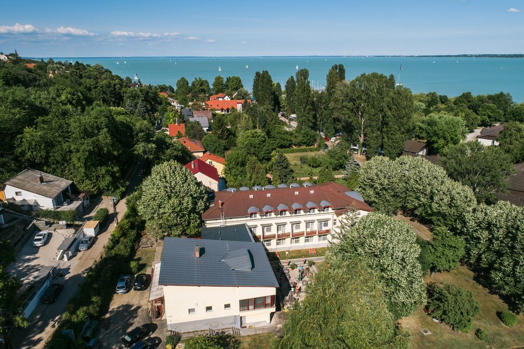 Bed and Breakfast Hello Balcsi Panzió Tihany Exterior foto